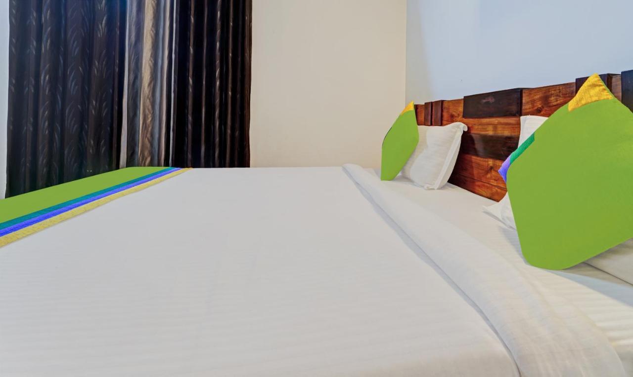 Treebo Alaka Rester Homestay マディケーリ エクステリア 写真
