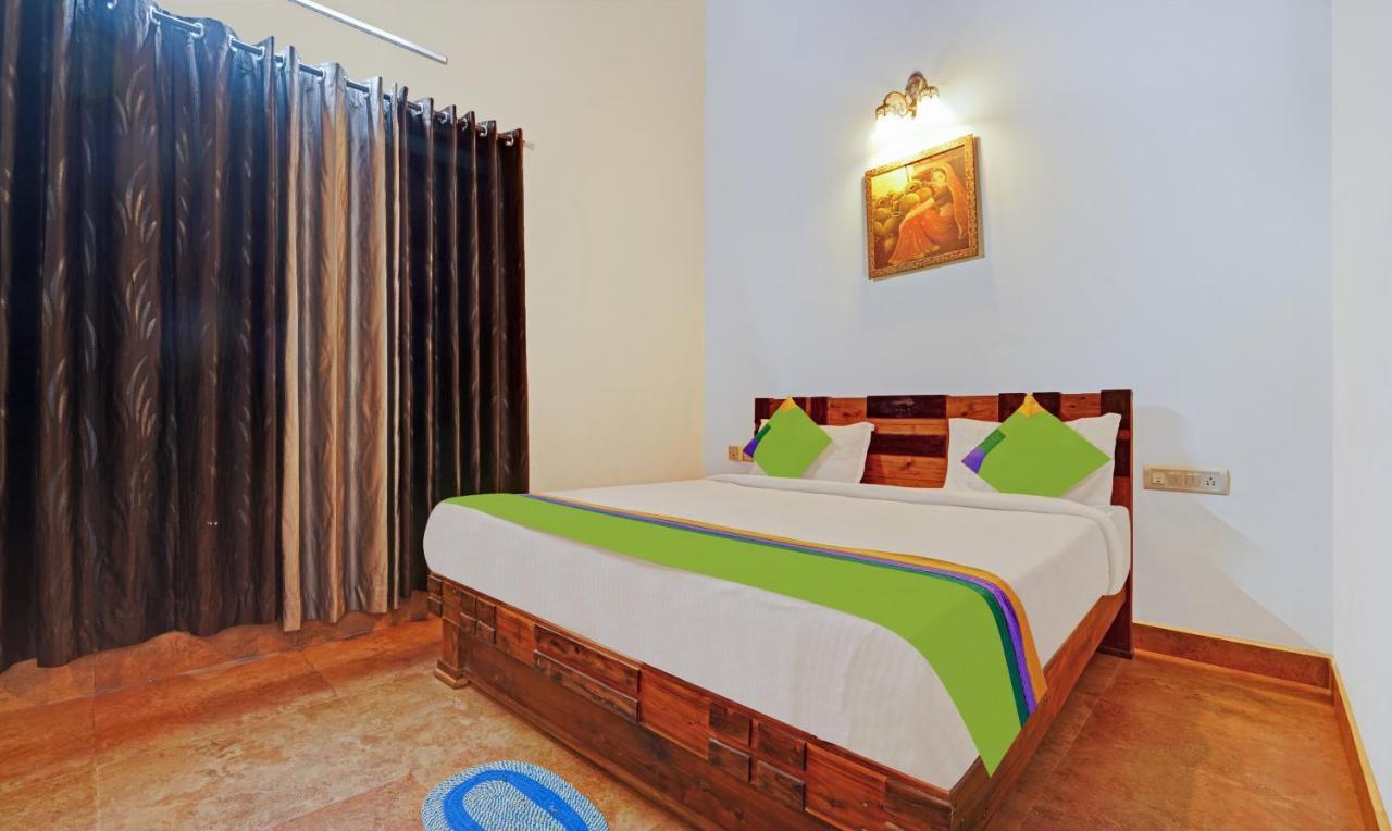 Treebo Alaka Rester Homestay マディケーリ エクステリア 写真